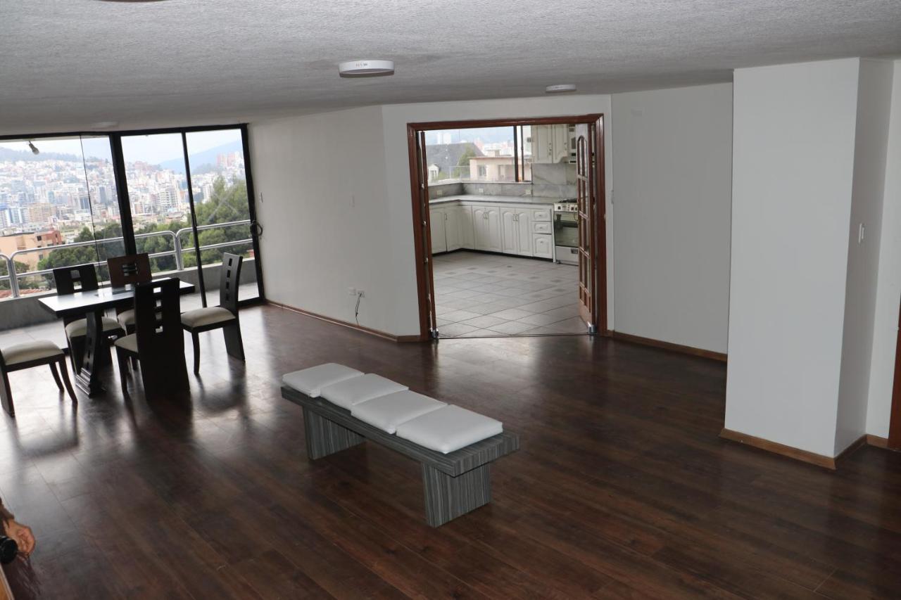 Ferienwohnung Hermosa Vista - A 10 Min Del Centro Historico X 6 Personas Quito Exterior foto